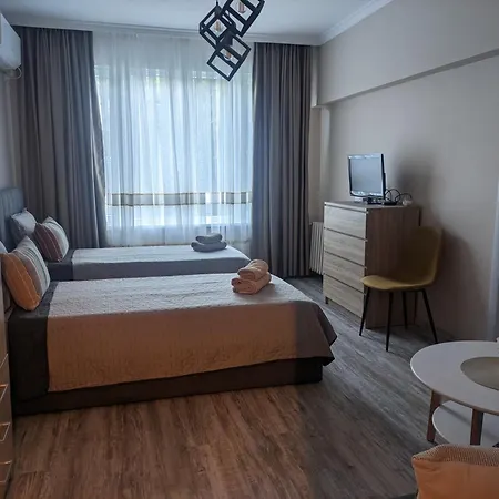 Beachside 2br Gem Lazur בורגאס