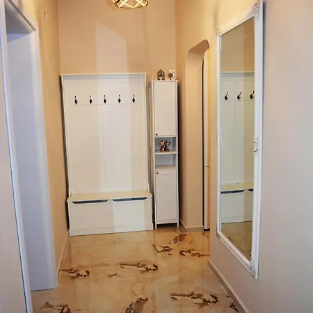 Beachside 2br Gem Lazur * בורגאס